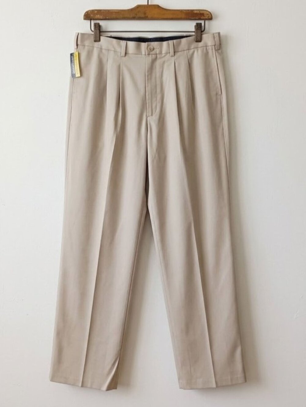 NWT Savane Khaki Pants 38 x 36 Pleated Front Hidden Comfort Waistband w/ Defect